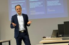 Więcej o: Seminarium naukowe w KPSiT