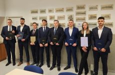 Więcej o: Obrony prac dyplomowych IPS